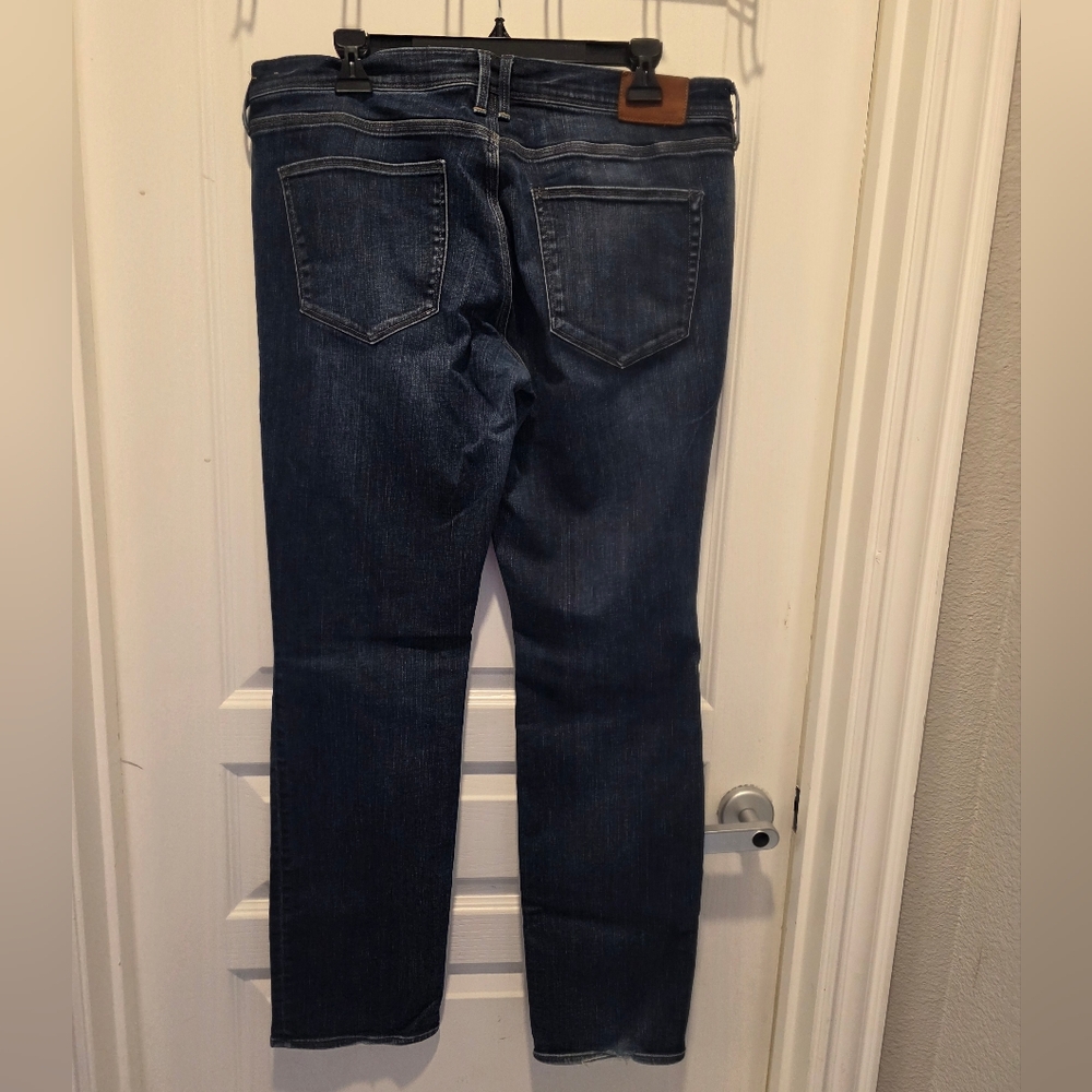 Madewell Rail Straight Leg Jeans
